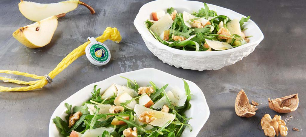 abbinamento formaggi: insalata di rucola pere noci e Provolone Valpadana