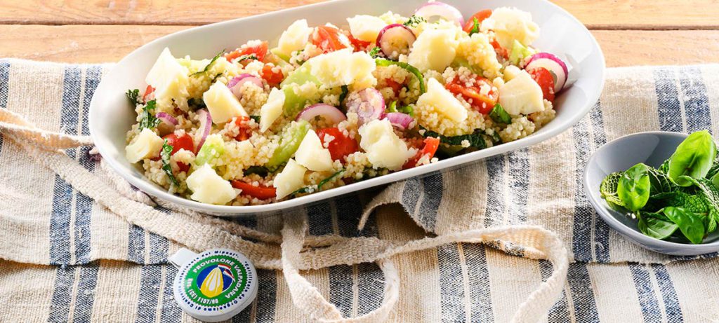 Ricette per pic-nic Panzanella con Provolone Valpadana