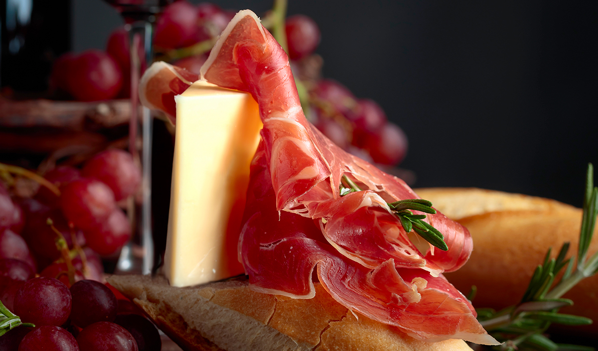 Abbinare i salumi e il Provolone Valpadana D.O.P.